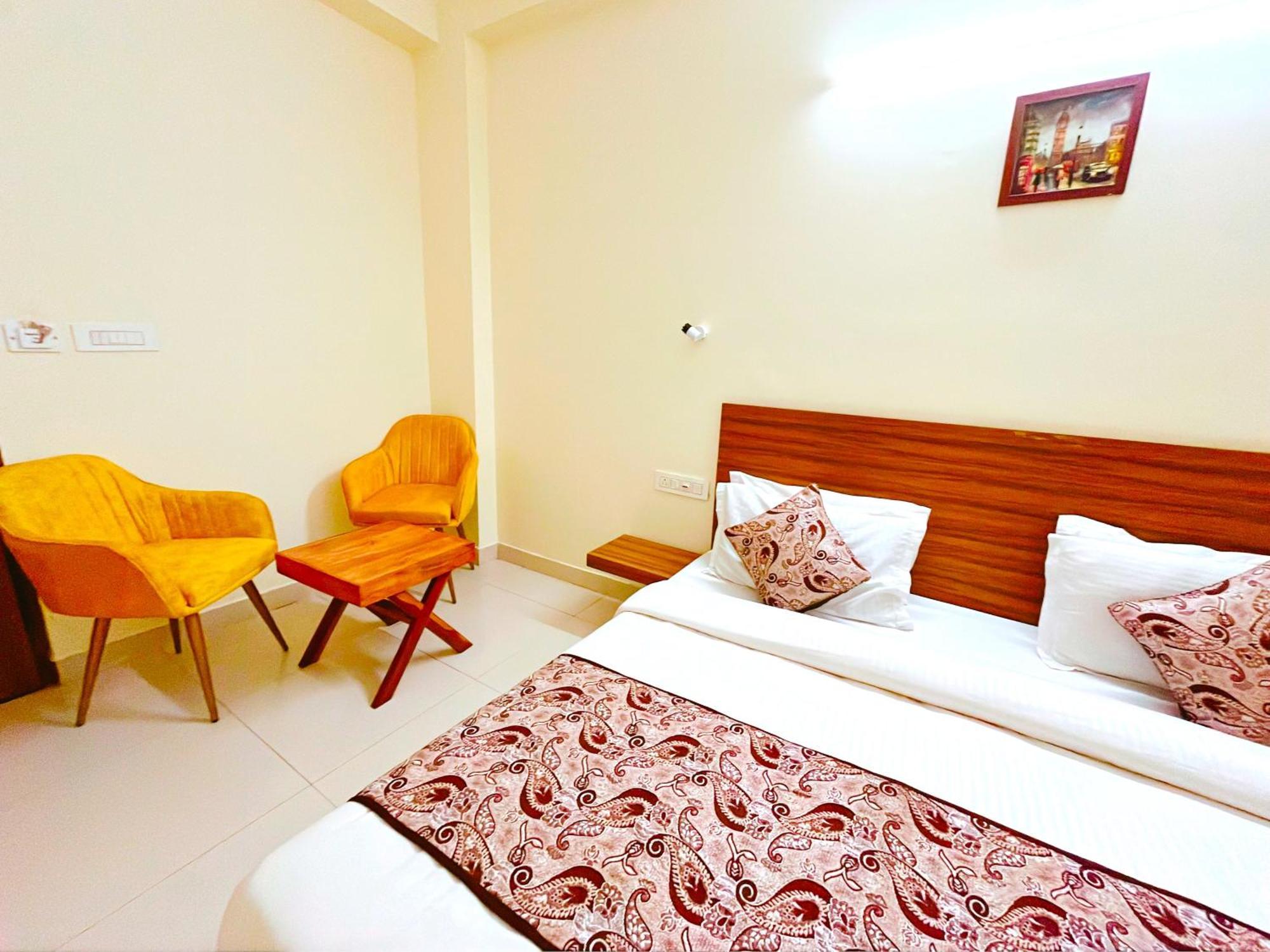 Ganga Ashoka Hotel Рішикеш Екстер'єр фото