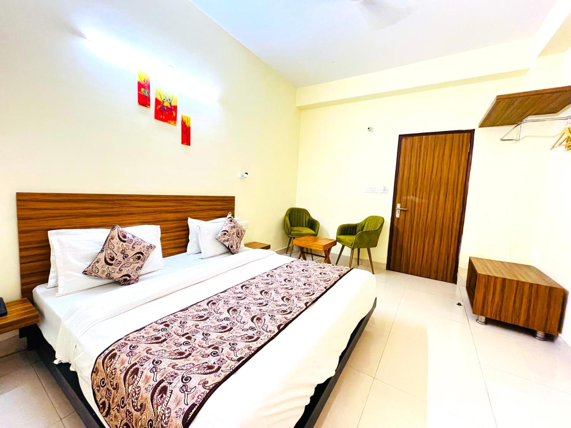 Ganga Ashoka Hotel Рішикеш Екстер'єр фото