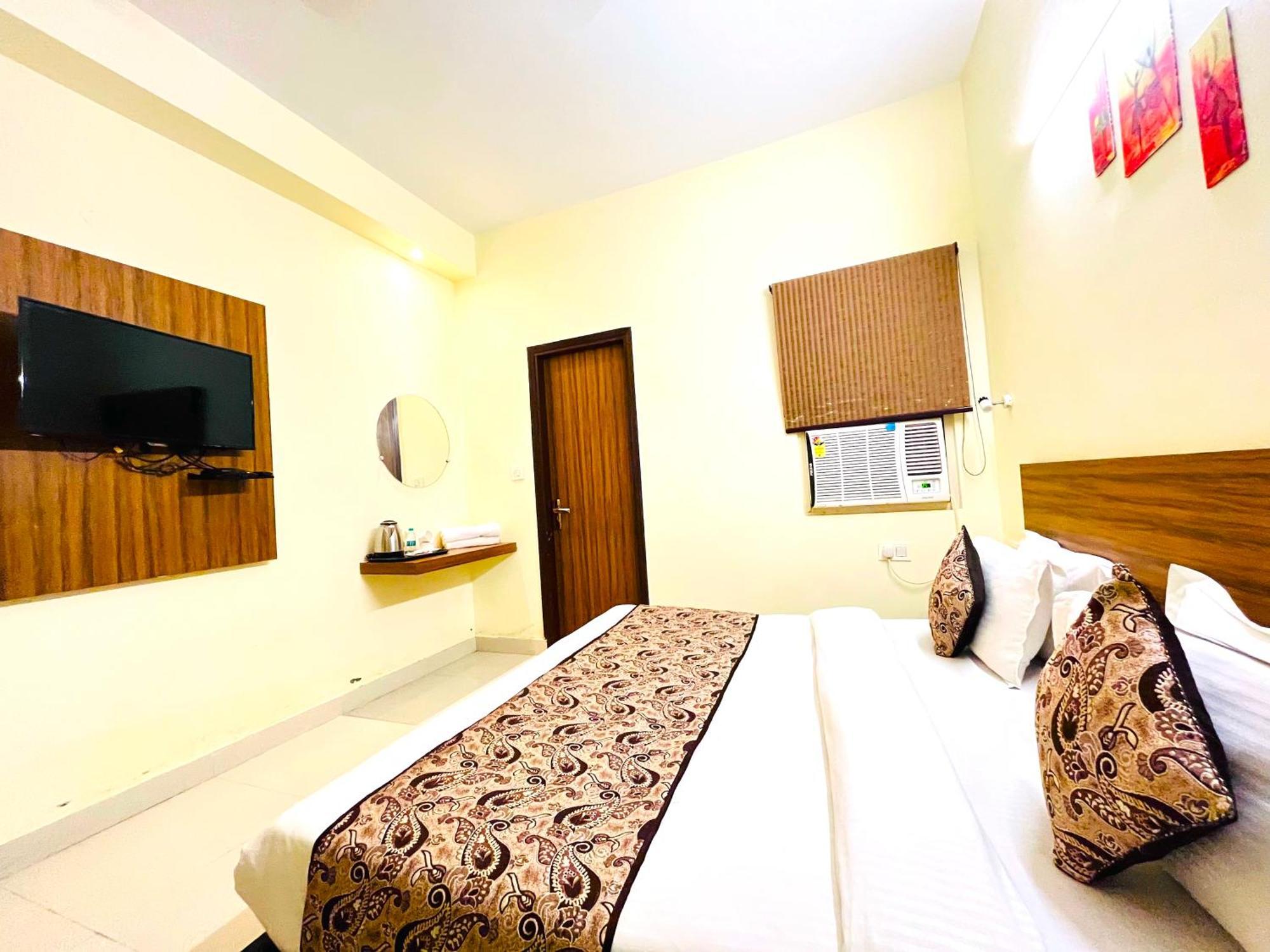 Ganga Ashoka Hotel Рішикеш Екстер'єр фото